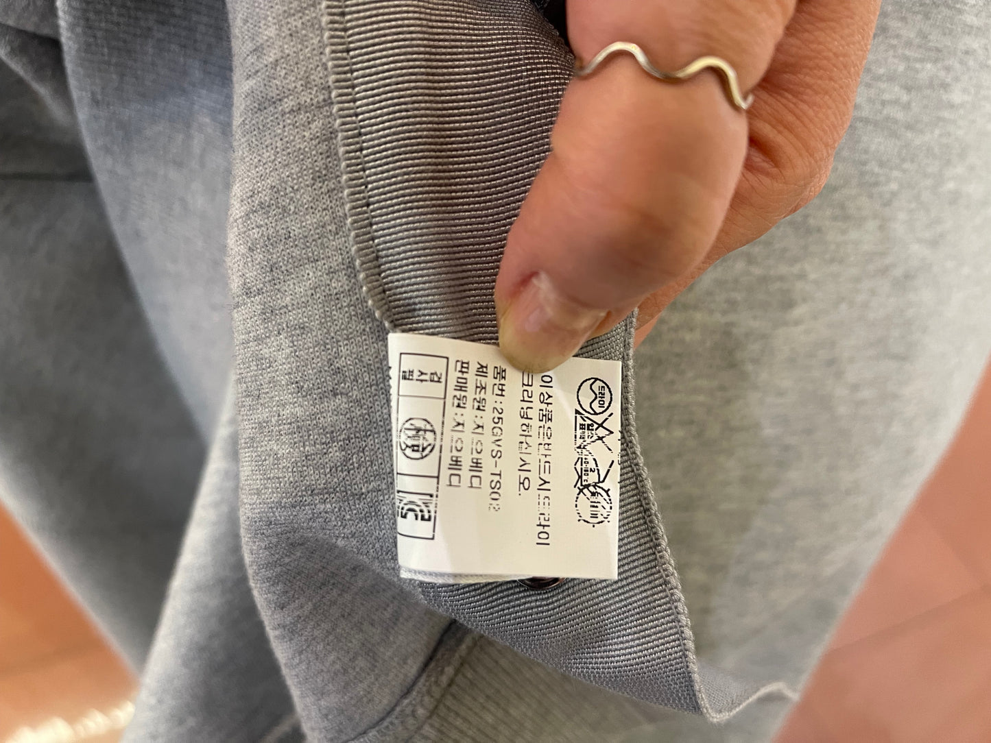 Women's Cropped Hoodie & Wide-Leg Sweatpants Set - Korean Fashion