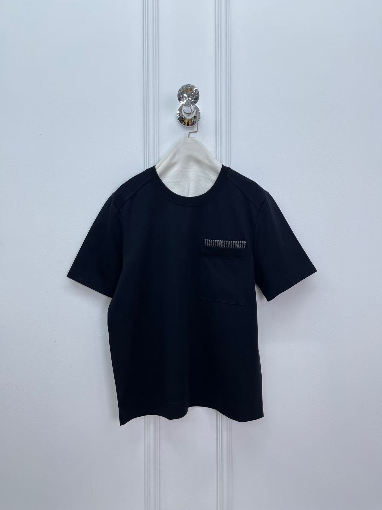 Women's Pocket T Shirts in Black